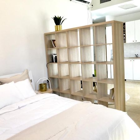 Bright And Spacious Loft By The Sea With Bomb Shelter Tel Aviv Exterior foto